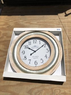 Farmhouse Clock