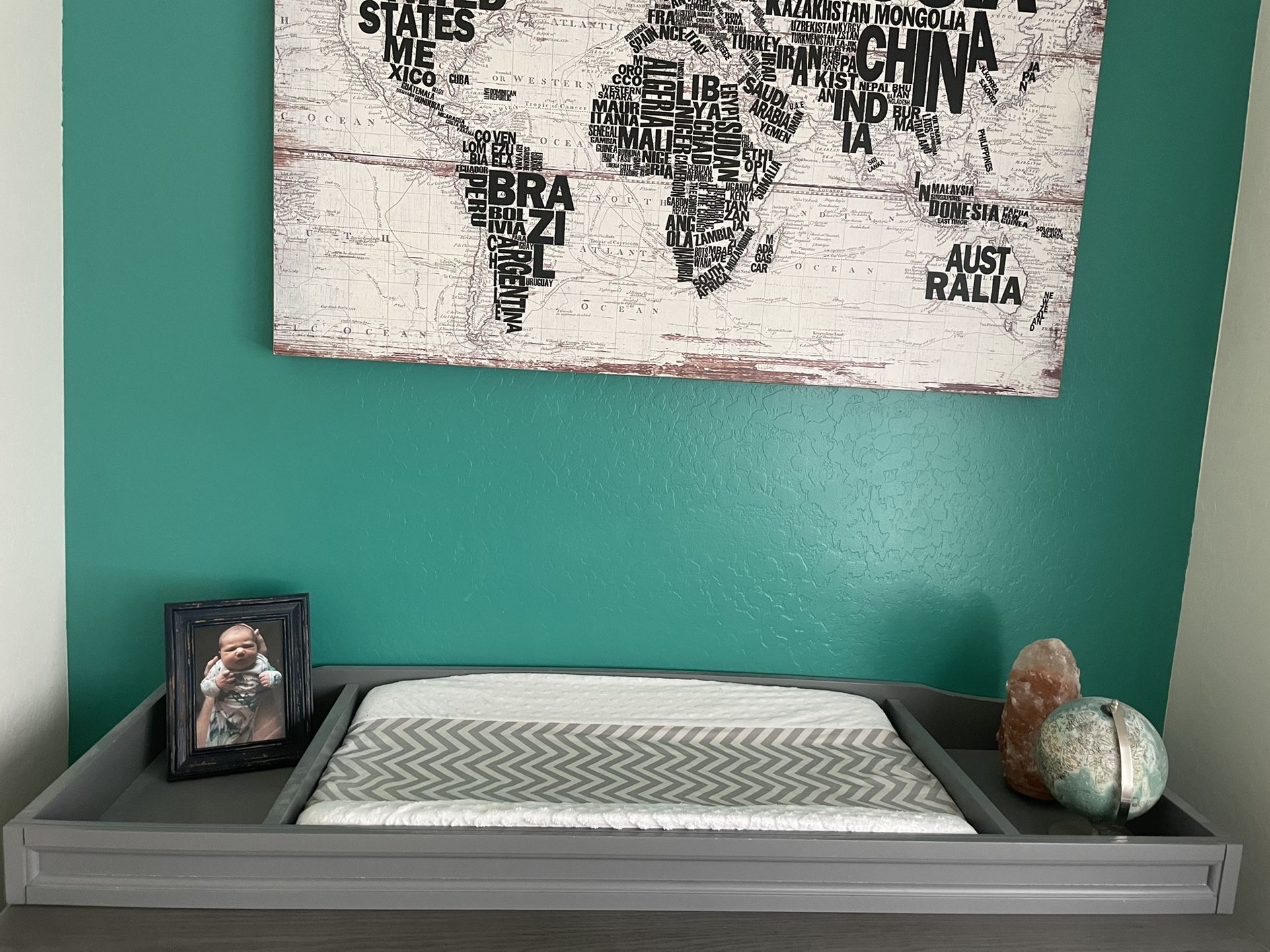 Baby AppleSeed Changing Table And Pad