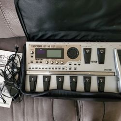 Boss GT-10 