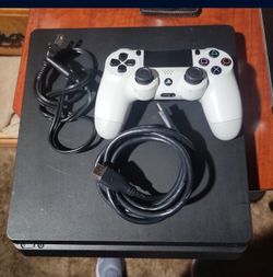 PS4 SLIM