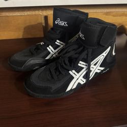 Asics jackal wrestling shoes SZ 11.5