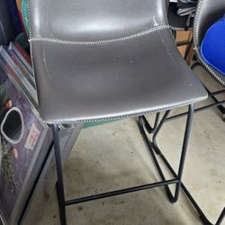 5 Bar Stools
