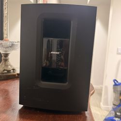 Bose SoundTouch Home Theater Bass Module / Subwoofer – Excellent Condition & Bose CineMate 120 Speaker Array Center & 