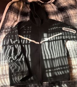 Nike tech