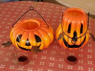 (2) Halloween Glass Pumpkins with Tea Light inserts as leaves RARE/VTG used