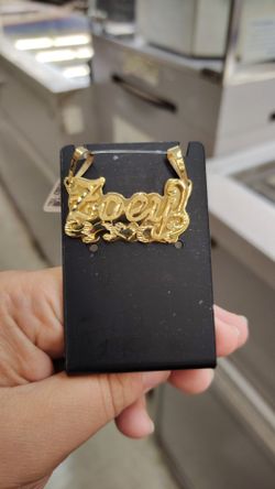 Zoey Pendant