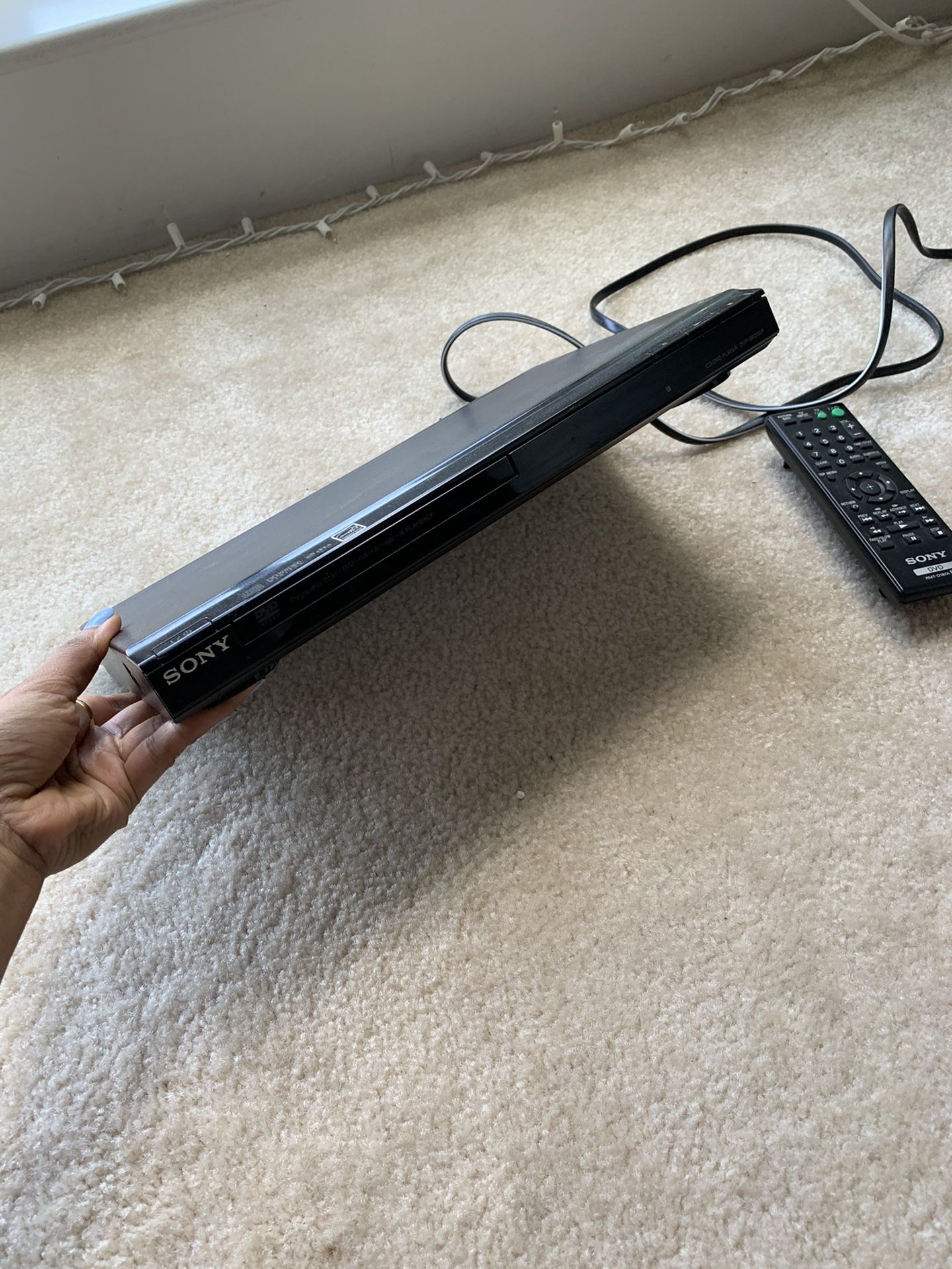 Sony CD/DVD player DVP SR200P