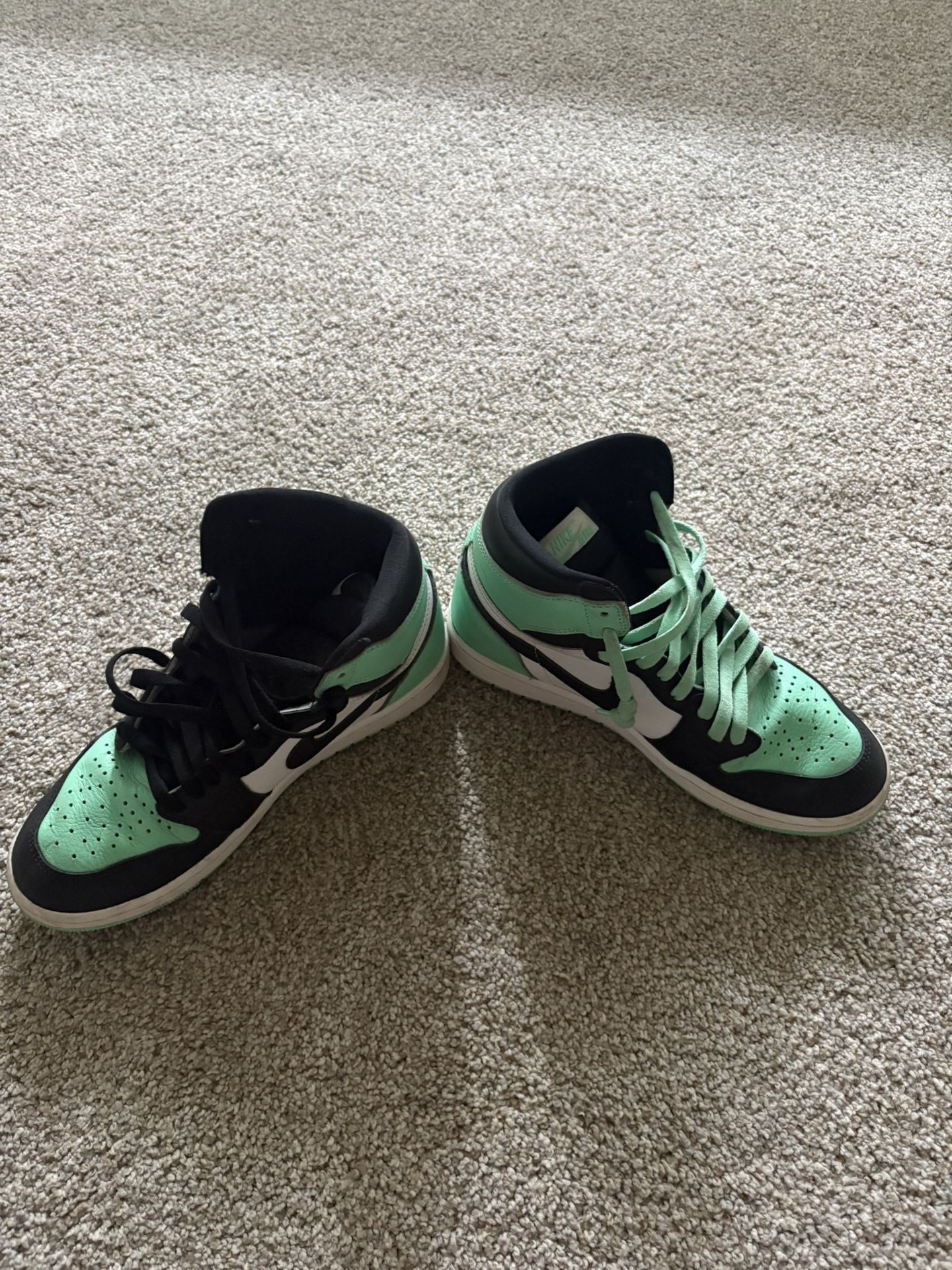 Air Jordan 1 Retro High OG $50