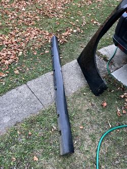 19 Dodge Charger Rocker Panel (Black)