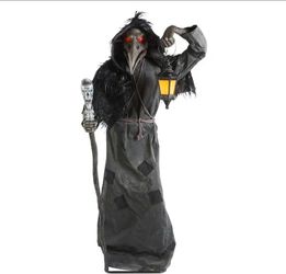 Home Accents Holiday
6.5 FT Grave & Bones Animated LED Raven