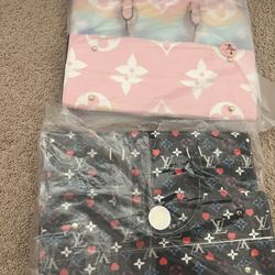 Large Tote Bags  - SALE- Brand New-   Pickup Only