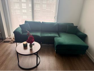 Modern Living Room & Dining Room Furniture Sale / Venta de Muebles Modernos de Sala y Comedor