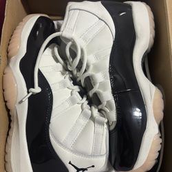Jordan 11 Neapolitan 