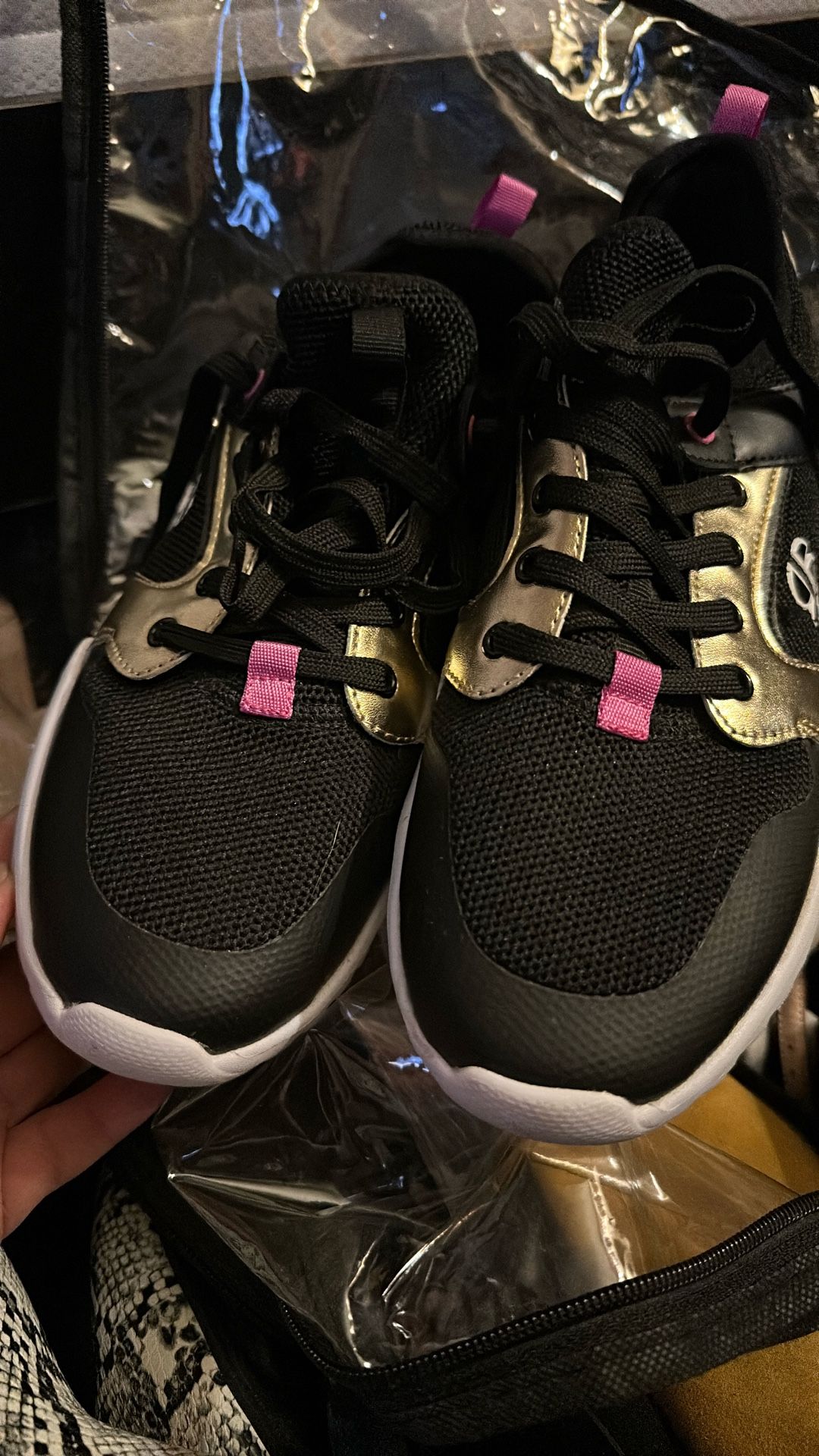 Teniz Usados En Muy Buenas Condisiones Size 9 M