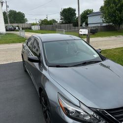 Nissan Altima Sr 2017 Grey