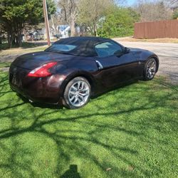 2010 nissan 370 Z