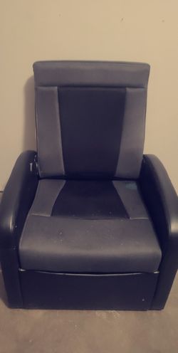 Gaming Chair With Space 