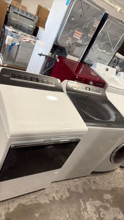 Whirlpool Topload washer and gas dryer