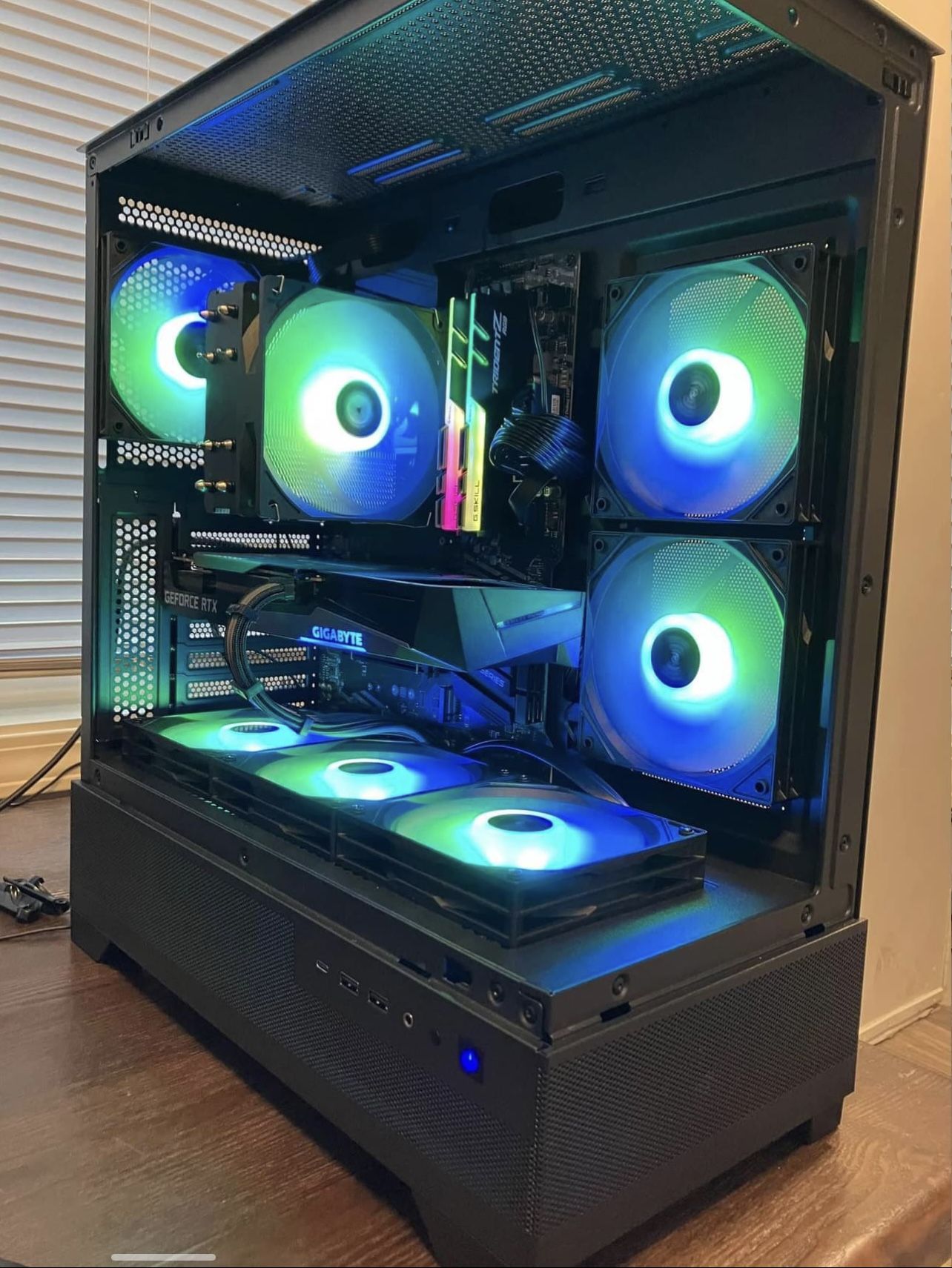 Custom Gaming PC β Ryzen 5 5600X + RTX 3060 β 1TB SSD
