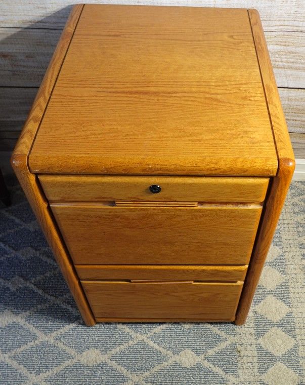 2-Drawer Oak Veneer File Cabinet