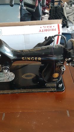 Singer sewing machine and desk