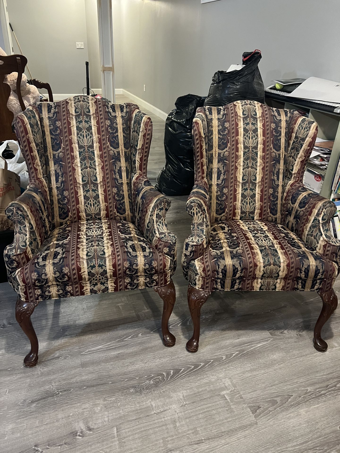 2 Chairs