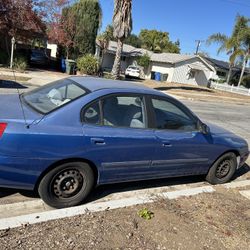 Hyundai Elantra 2004