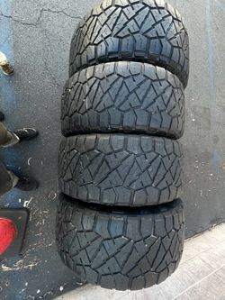 305/55R20 LT 125/122Q 12 P.R. NITTO RIDGE GRAPPLER