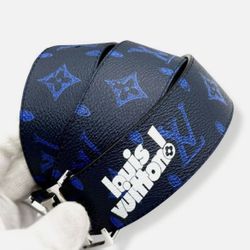 Louis Vuitton Men's Monogram Reversible Belt Navy Leather