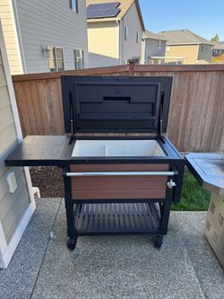 Keter Patio Cooler and Beverage Cart