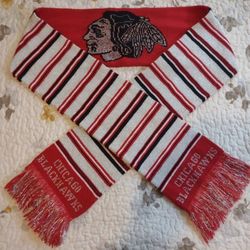 NHL Chicago Blackhawks Women's Glitter Stripe Scarf