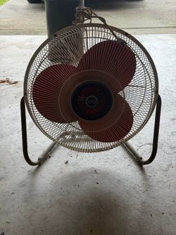Lakewood High Velocity  Industrial 3 Speed Metal Fan does not turn but makes noise