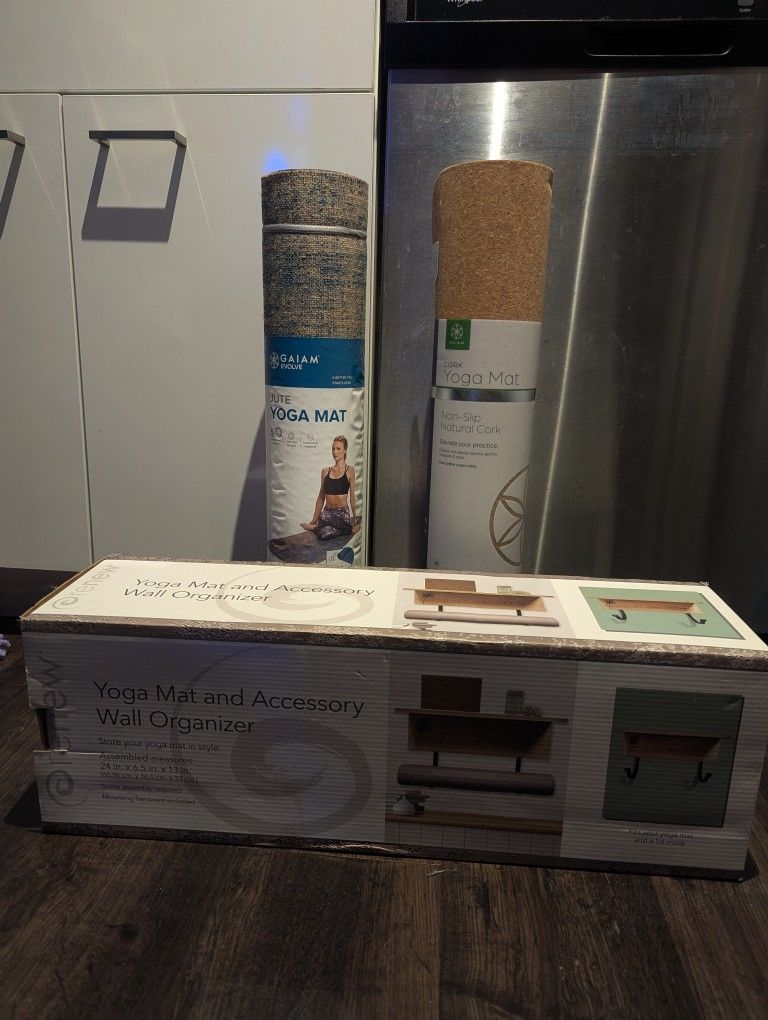 Yoga Mats And Wall Organizer