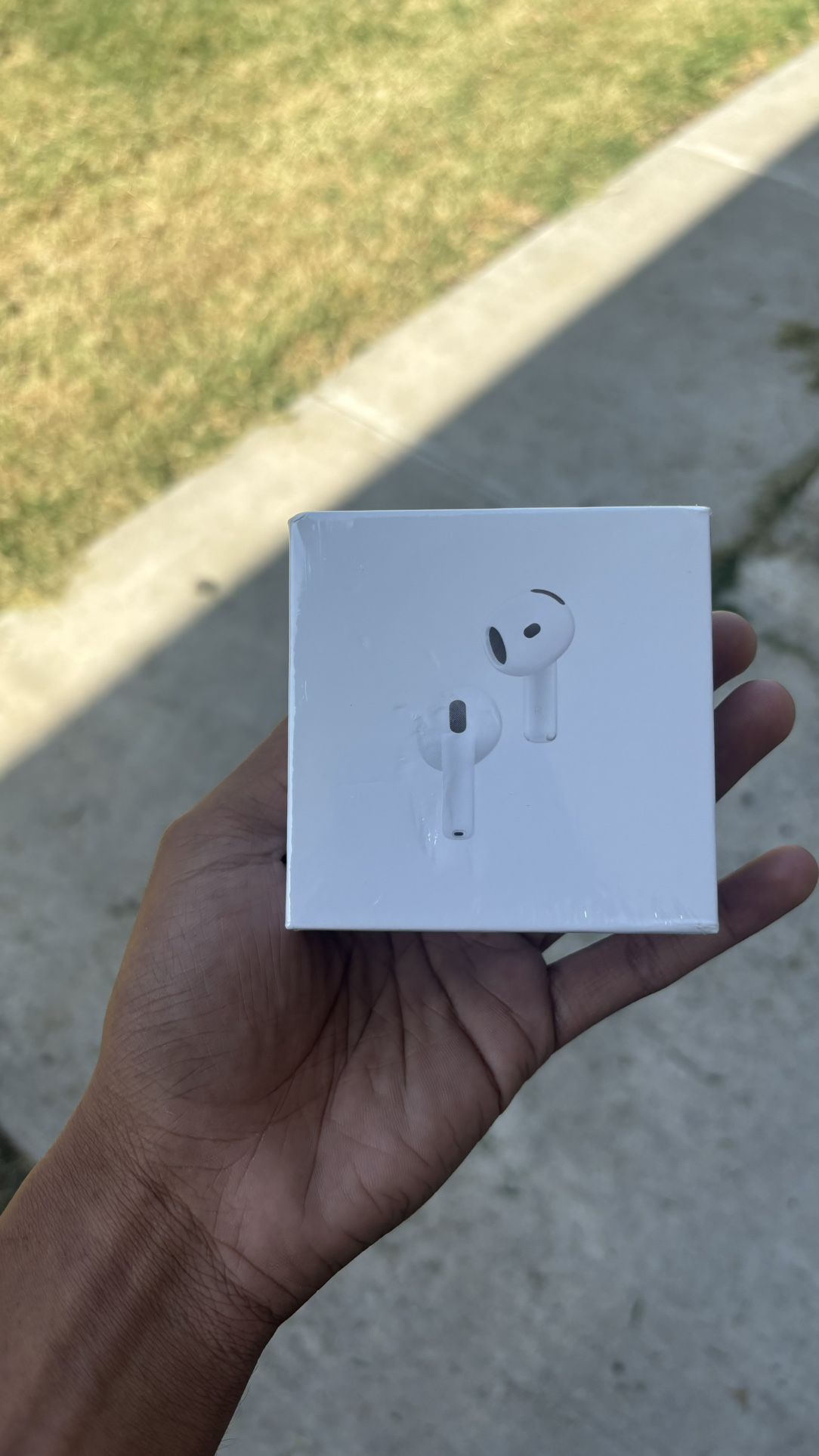Airpods 4