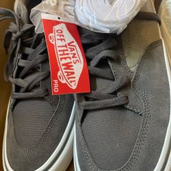 Men’s Vans Shoes Size 11