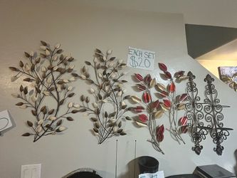 WALL DECOR