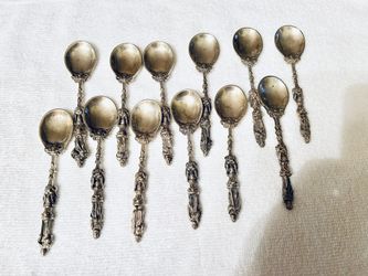 Apostle Spoons. Reduced.  Rare vintage set of 12.