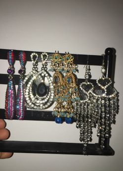 Beautiful new earrings sets each $15 it's firm