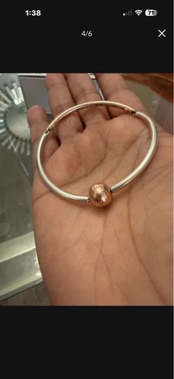 Pretty Pandora