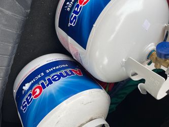 2 Full Propane Tanks