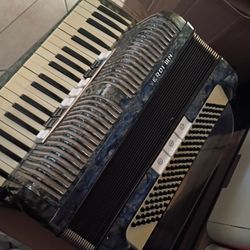 Accordion Perfect Cond!!