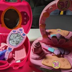 Little Girl Make Up Set-up