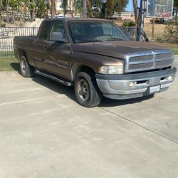 2000 Dodge Ram 1500