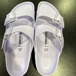  Birkenstock sandals