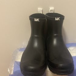 Michael Kors Rain Boot Size 8
