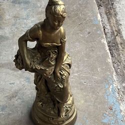 Gold Statue 20”