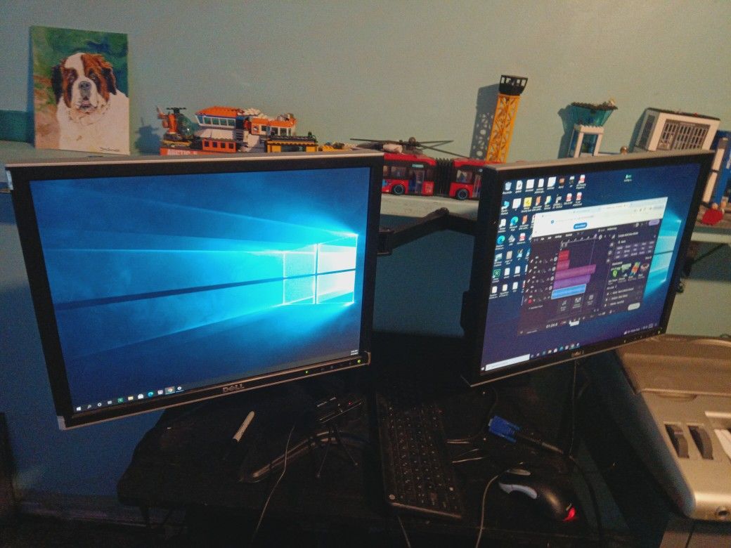 Dual Monitors