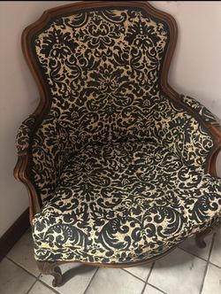 Vintage French Provincial Chair