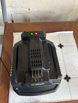 EGO POWER+ Charger / Chargese + / Cargador ModelCH2100 Input/