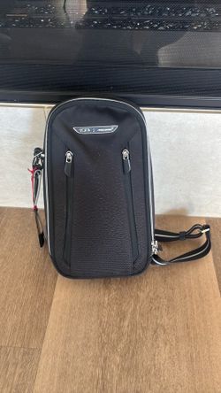 Tumi x McLaren Troqué sling